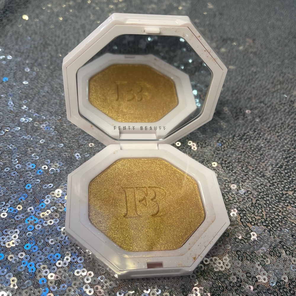 Fenty Beauty - BNWOB killawatt - trophy wife